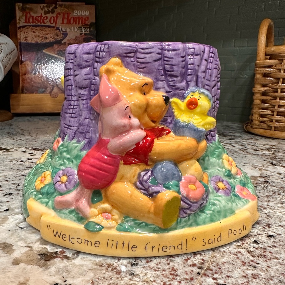 Winnie The Pooh & Friends Planter Vase Flower Pot Ceramic Piglet Eeyore Easter